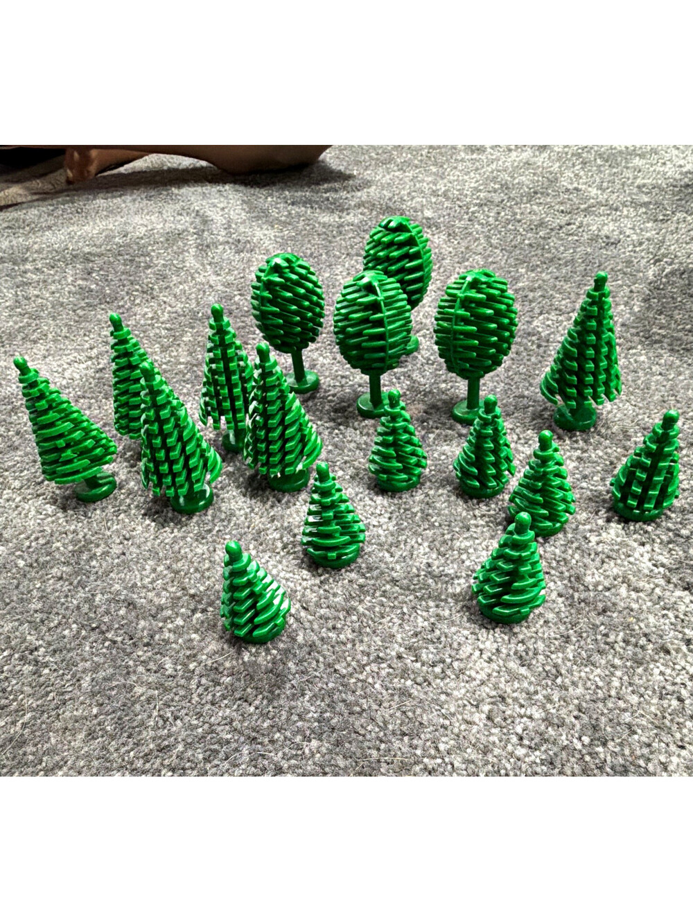 VTG 80s LEGO Trees Lot Of 17! 6Large Pine,7Small Pine, 4 Round Fruit Tree